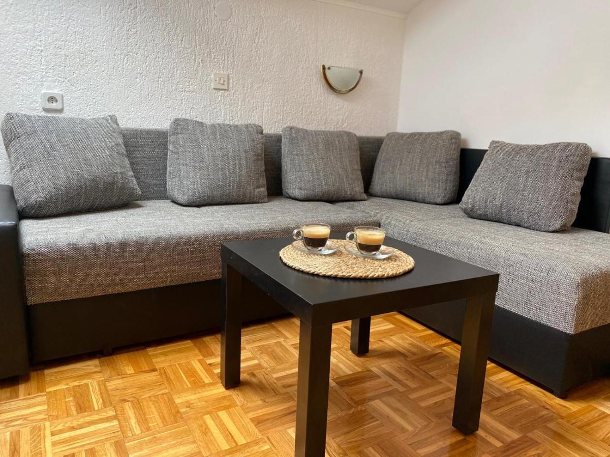 Apartments Maricic スヴェティ・ペタル エクステリア 写真