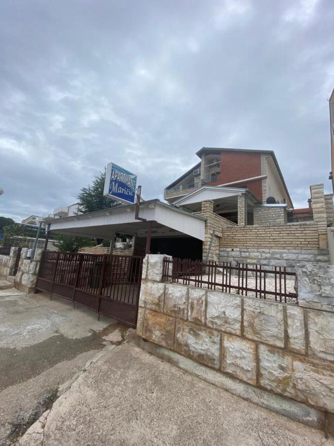 Apartments Maricic スヴェティ・ペタル エクステリア 写真