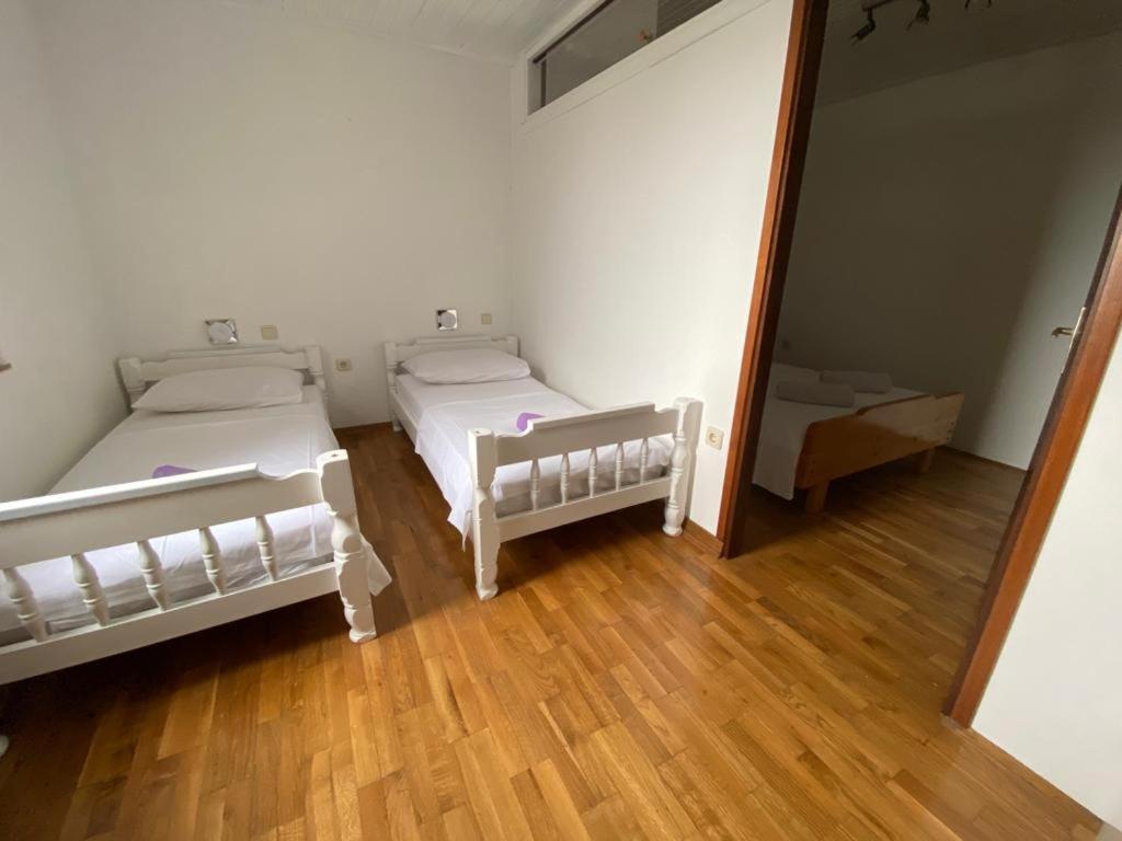 Apartments Maricic スヴェティ・ペタル エクステリア 写真